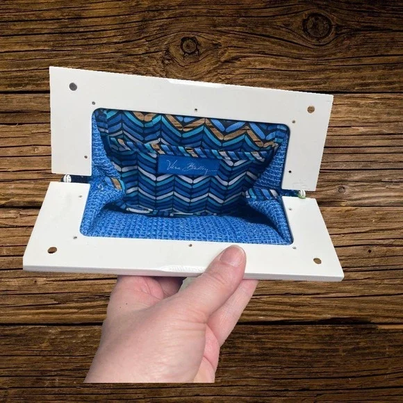 NWT Vera Bradley Straw Clutch in Blue Bayou - Picture 4 of 5